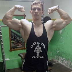 beautifulyoungmuscle:  Max Troyan, teenage Russian musclecolt 