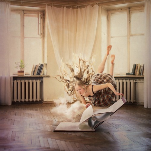 mayahan:“Distorted Gravity” by Anka Zhuravleva