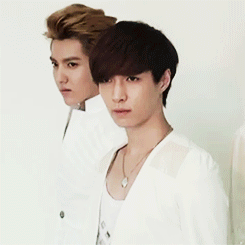 yixingy:  183/100 Gifs of Yixing. Yixing seducing the fuck outta you. 