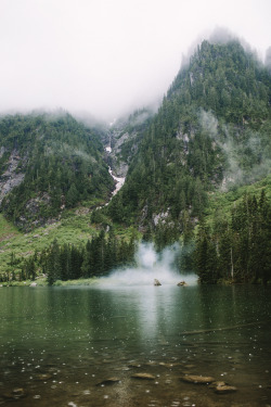 alohacrabs:  Foggy days at Heather Lake. Photo