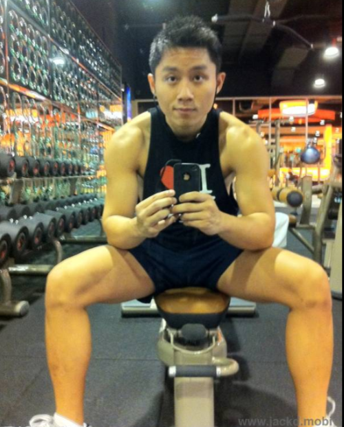 bryankhoo: men4real:this guy goes to my schoolnow got extra photo