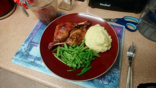 DUCK AND MASHED POTATOES AND GREEM BEAMS!!  I MADE A BIG BOY DINNER FOR ONCE AND ONLY FUCKED IT