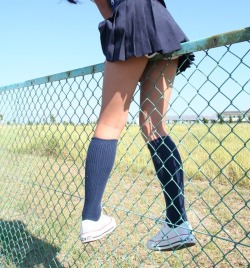 deliciae-delectae:  drecksack2013: lexischoolgirl:  unconventional masturbation technique #25  She was a disobedient young woman, known for ditching, hopping the school fence as if it weren’t there and spending the days roaming around the fields and