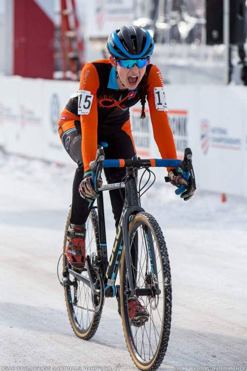 cyclocrossnetwork:Shots of Kennedy Adams getting 3rd in elite junior women’s race at US CX Nationals