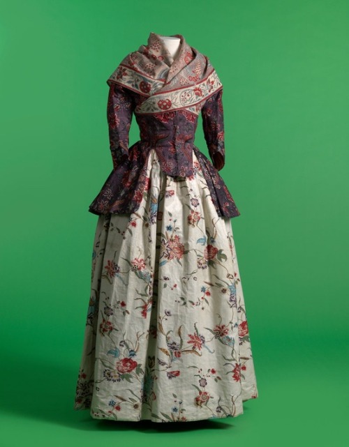 jeannepompadour: A late 18th century Indian chintz jacket and shawl, paired with a European skirt in