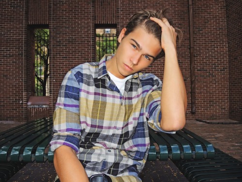 yummyboysuniverse:  Max Henhappel Follow us at Yummy Boys Facebook 