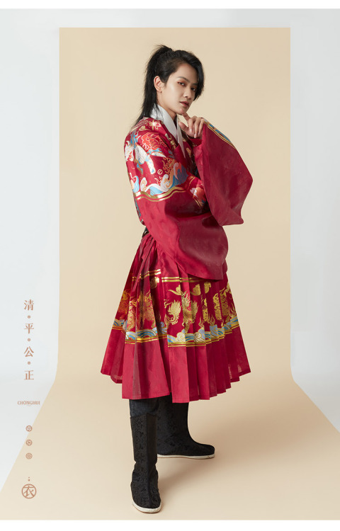 chinese hanfu by 重回汉唐