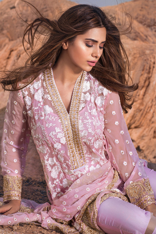 pakistanifashionfiles:Mina Hassan x Shariq Textiles F/W 2016