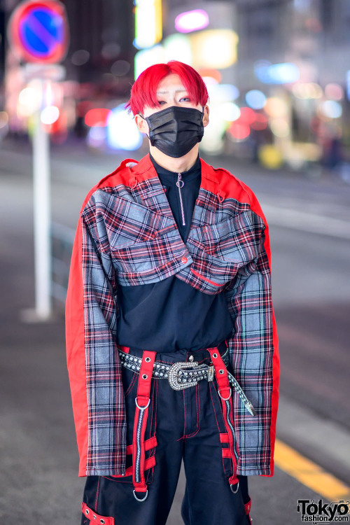 Japanese fashion boutique staffer Ryo on the street in Harajuku. He&rsquo;s wearing a 4-way cropped 