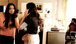dailypll:  Every Pretty Little Liars episode: 2x15- A Hot Piece of A   “‘Greetings