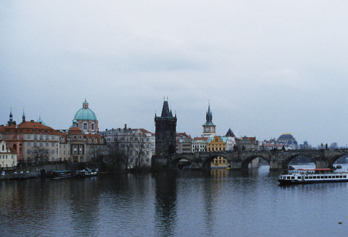 Prague - March, 2018Cinestill 800T x Olympus OM-1prints | instagram