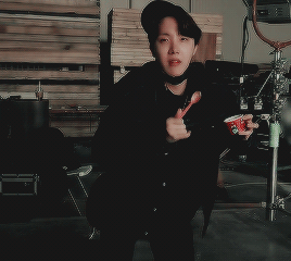 ᵗᶦⁿʸ Hobi