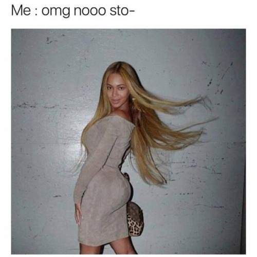 tag a friend who is guilty of this@beyonce &mdash;&mdash;&mdash;&mdash;&mdash;&mdash;&mdash;&mdash;&