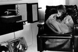 Girlsgonevinyl:  Nancy Harwoodmiss February, 1968