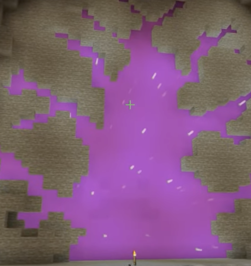 theminecraftbee:[image ID: two screenshots of the rift. one has a black circle on it, circling a bar