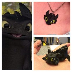 nicolejeancosplay:  I made baby Toothless