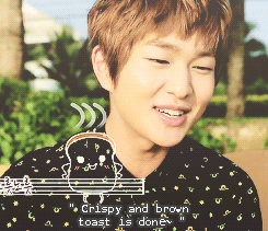   Onew's first attempt on singing the "Bread Song."     