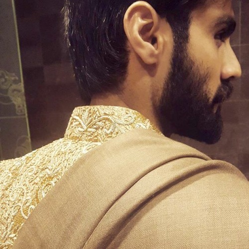 madho-lal-hussain:Hasnain Lehri for Republic by Omer Farooq at the PLBW 2015