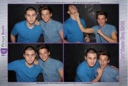 direct-news:  New photos of Louis and his friends on New Years Eve.