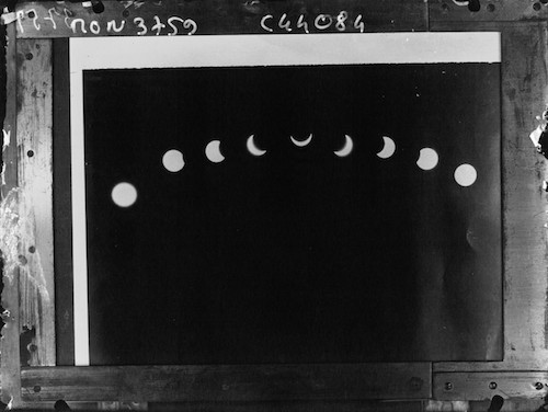 nemfrog: Some phases of a solar eclipse. News photo. 1932. Gallica. 