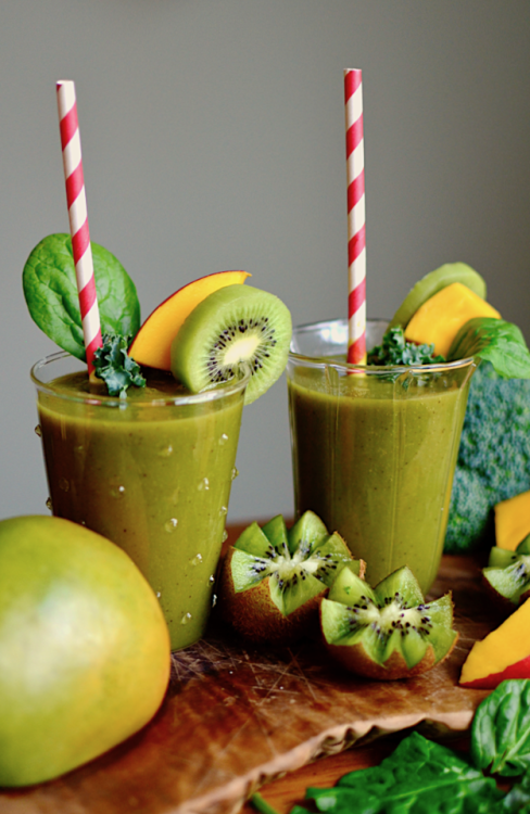 guardians-of-the-food: Naked Juice Green Machine Copy