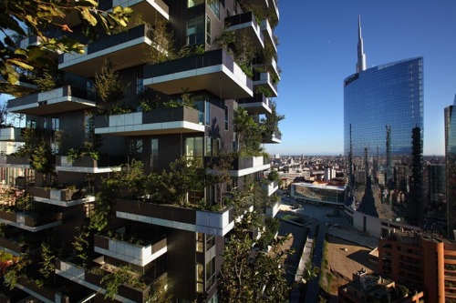 digitalramen: Stefano Boeri’s Bosco Verticale towers in Milan prove that living in the city 