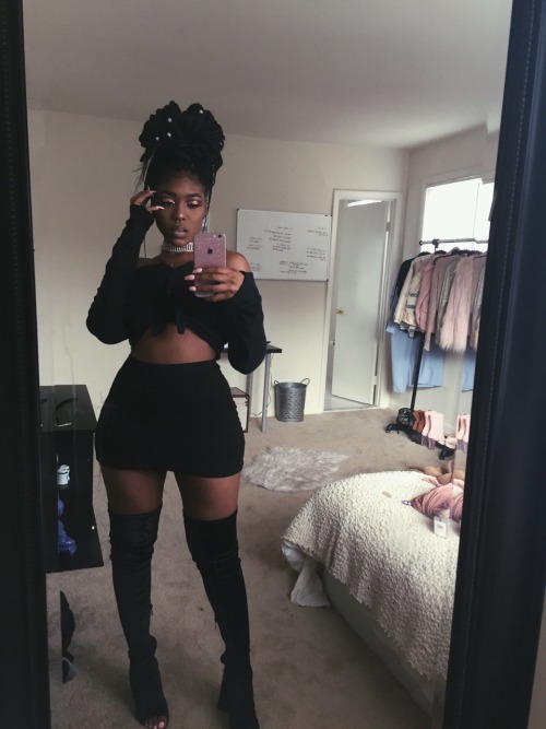 brown-medusa: Working. Stay tuned. She fine