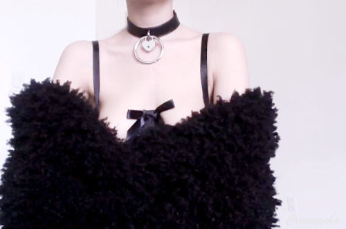 creepyyeha:  Aluna Choker & Vinyl x Lace adult photos