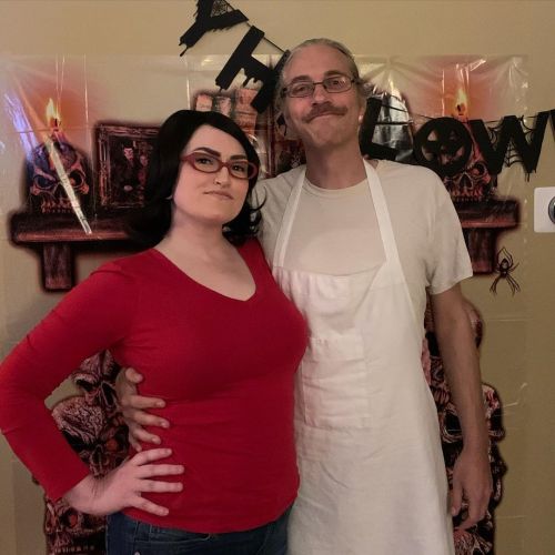 Look at us, Bob and Linda Belcher ❤️ #halloween #lindabelcher #bobsburgers #costume #cosplay #couple