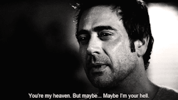 https://69.media.tumblr.com/e6ac9e46575e975378bddce24b4d4775/tumblr_mjq9fvVZCK1rhsdpqo1_500.gif