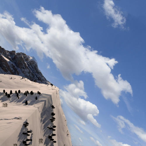 archatlas:    Mind-bending Dream Landscapes by Petey Ulatan  Petey Ulatan is a designer specializing in brand management, development, graphic design, photography and web design. Like other artists and architects he was inspired by the mind-bending