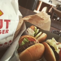 The beast inside is happy…….#BurgerLove