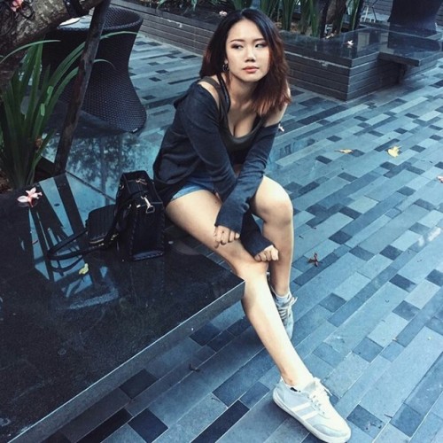 damnnnnsonnnn: sgxmmla: My Queencess  Follow and reblog and dm for her IG Anyone know her?