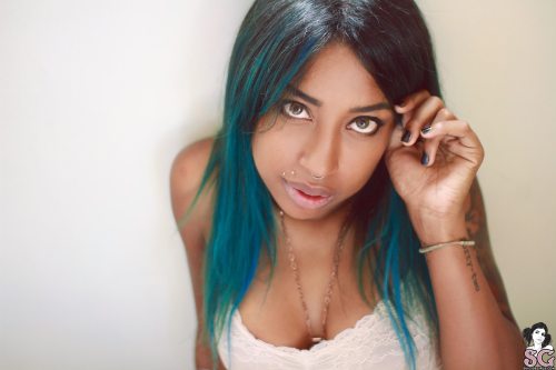mrandmrseventwofive:  Milloux, Fragile Beings, photographed by Talena-From Mr.