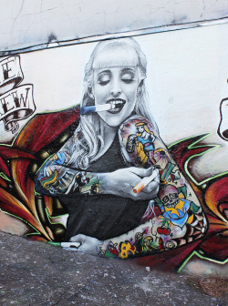 artpeoplemake:  Flow TWE by FLOW TWE graffiti art on Flickr.#APM #Art #Graffiti #Mural #Sicc #tattoos