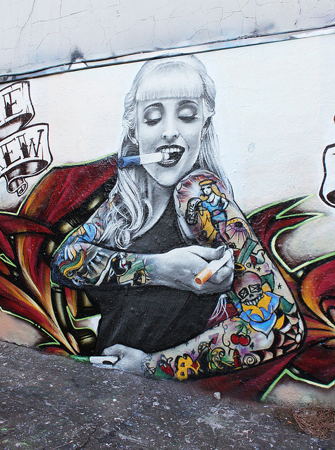 artpeoplemake:  Flow TWE by FLOW TWE graffiti art on Flickr.#APM #Art #Graffiti #Mural #Sicc #tattoos