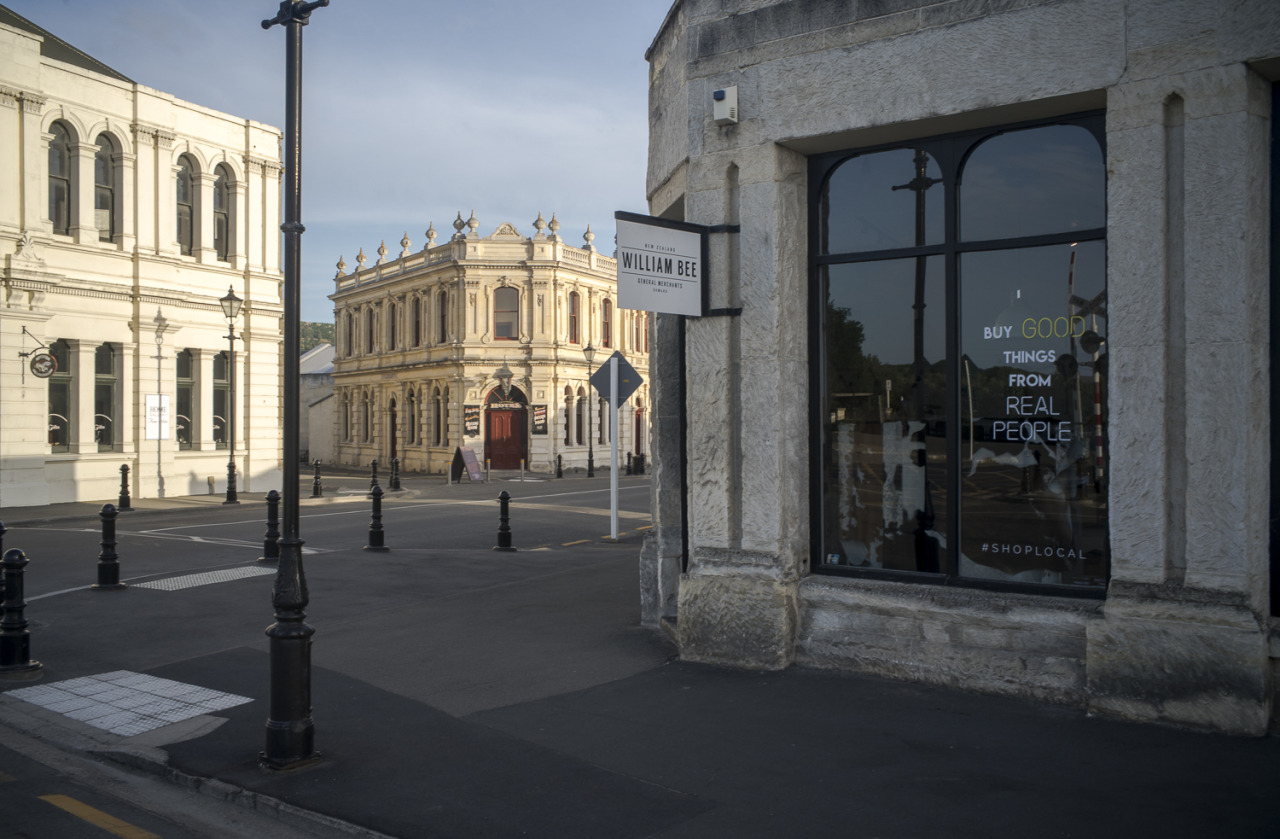 Criterion Hotel, Oamaru
When Suzanne and I were on a holiday in the South Island of New Zealand in March 2020 I spend an afternoon walking around the Victorian Precinct in Oamaru. This is a historic precinct beside the port.
Sony Alpha A7r111,...