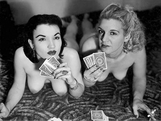 phigway:  GIRLS IN A ROW 2