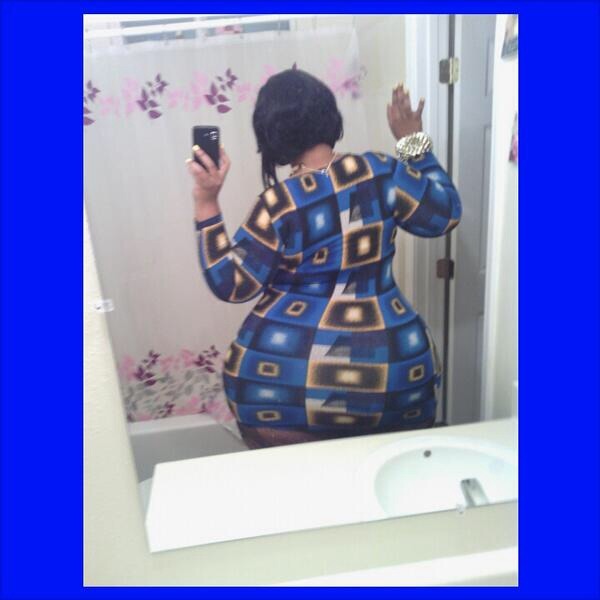 pearhub:  #bbw #booty #wide hips #dress