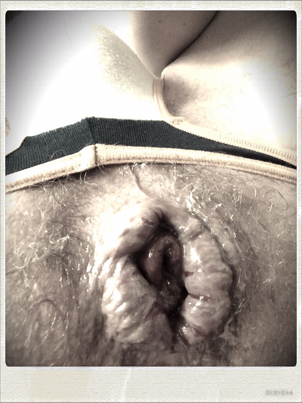 fistmychempussy:  You’re a FisT sluT? Submit your photos here and I’ll show it