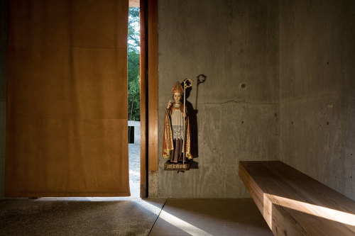 Chapel, Quinta de Santo Ovídio, Lousada, project by Álvaro Joaquim de Melo Siza Vieira.