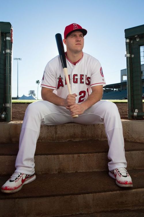 lordthundercox:Mike Trout.