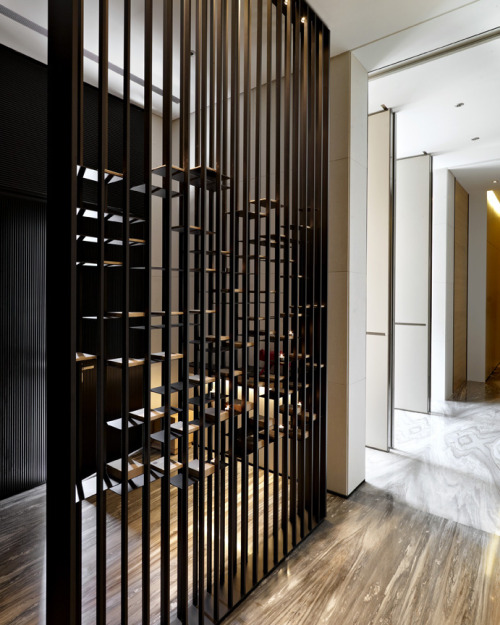 {Quite like the simplicity and serenity inherent in this project - achieved through simplicity of su