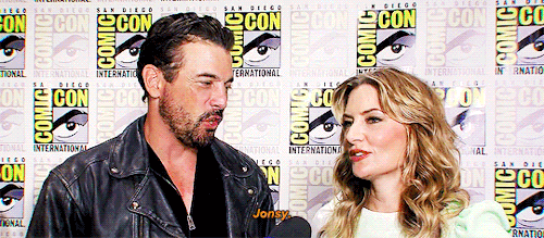 madchenamicksource:‘Riverdale’s’ Skeet Ulrich &amp; Mädchen Amick Joke Ab