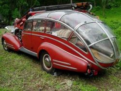 thefabulousweirdtrotters:  1941 Horch 853 Sportcabriolet  