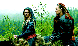 marianafoster:top 50 ships of all time (as voted by my followers) #20. clarke & lexa (the 100)“I