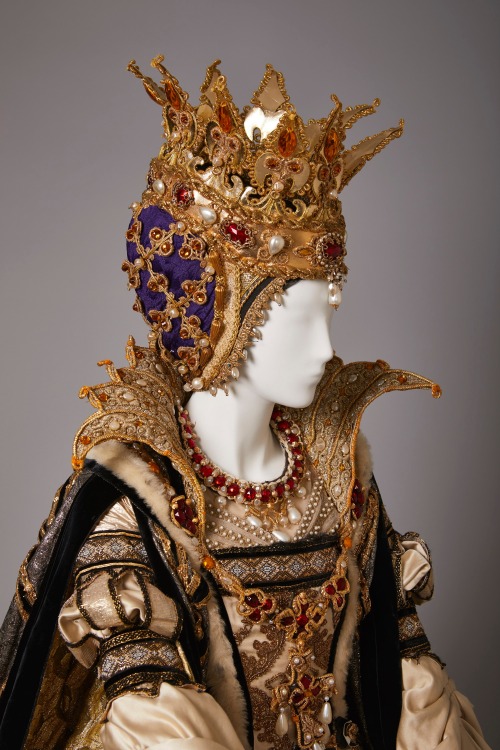 swanlake1998:queen act iii costume (1977) for anne woolliams’ swan lake // designed by tom lingwood 