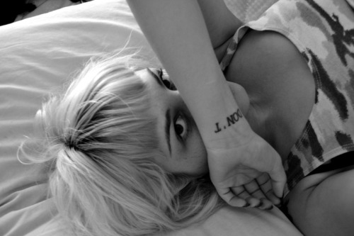 chlochloariadne:  Today is grey 