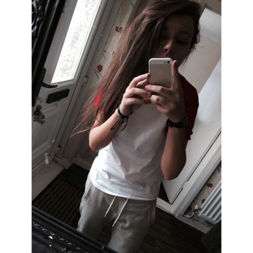 fvckyoubr0:chill selfies