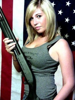 girlandguns:  Girl With Gun  follow me at : http://girlandguns.tumblr.com/